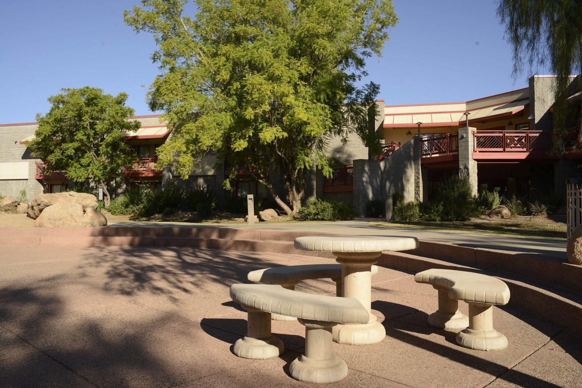 Arizona Christian University Hotel And Conference Center Glendale Exterior photo