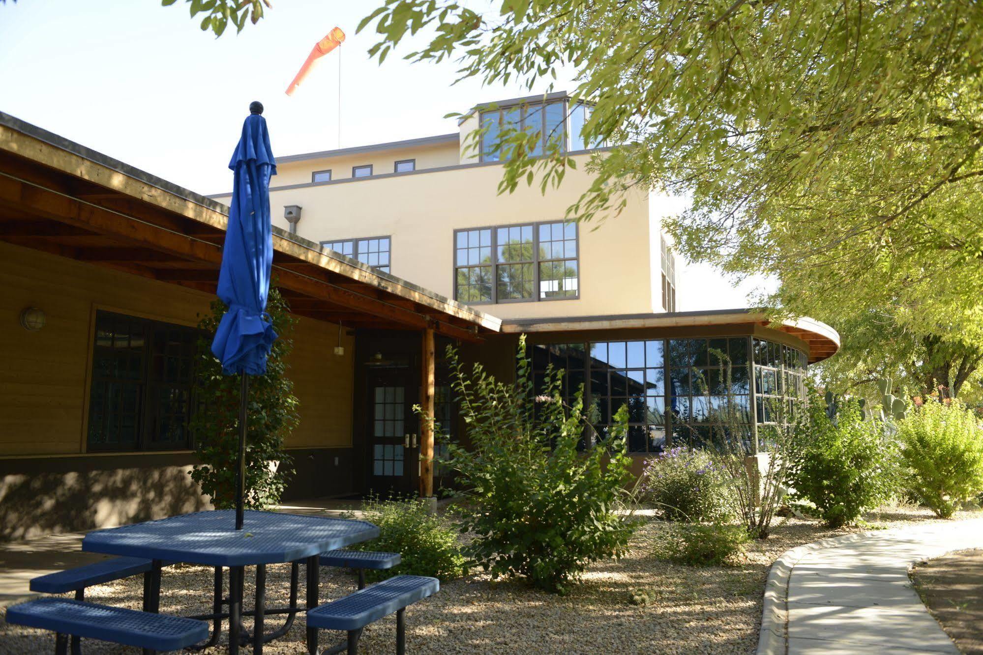Arizona Christian University Hotel And Conference Center Glendale Exterior photo